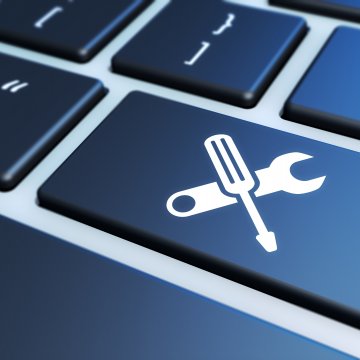 registry reviver registry cleaner overview blue computer keyboard wrench and screwdriver symbols on keyboard